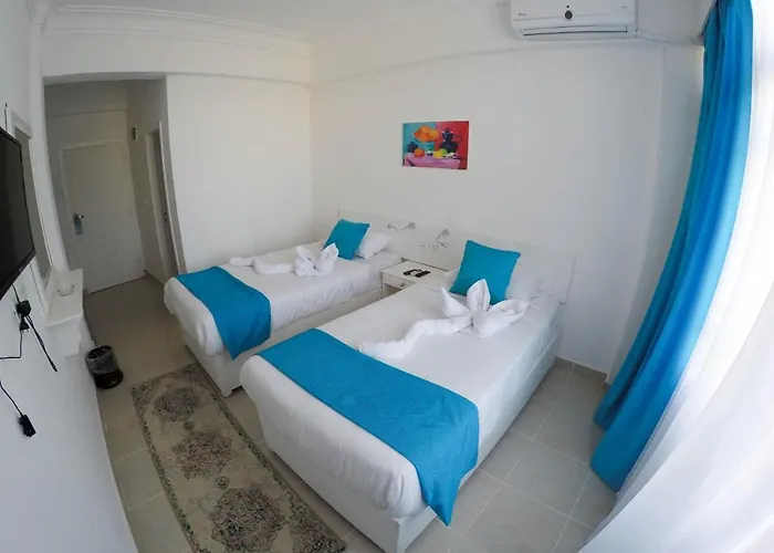 Otel Tobia Beach 2*