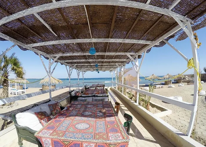 Tobia Beach Otel 2*