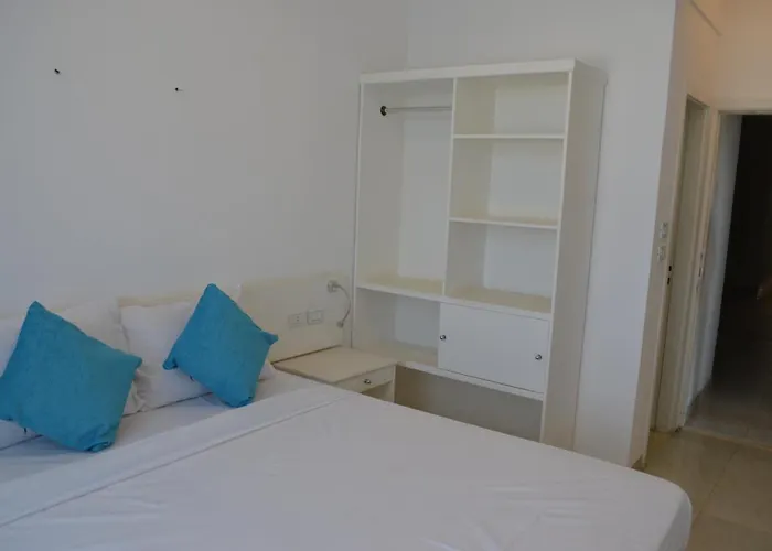 Tobia Beach 2* Safaga