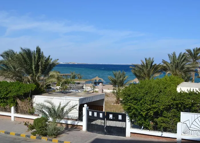 Tobia Beach 2* Safaga